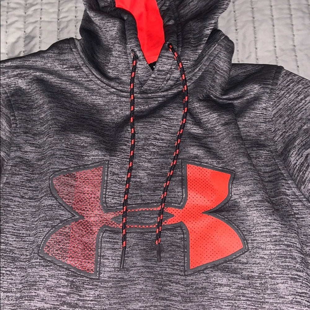 Under Armour Hoodie
